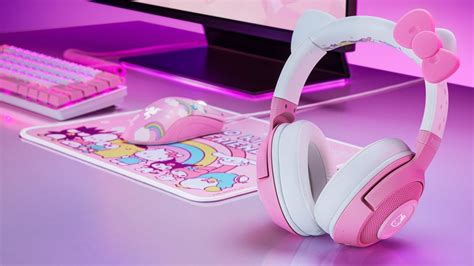 razer hello kitty collab.